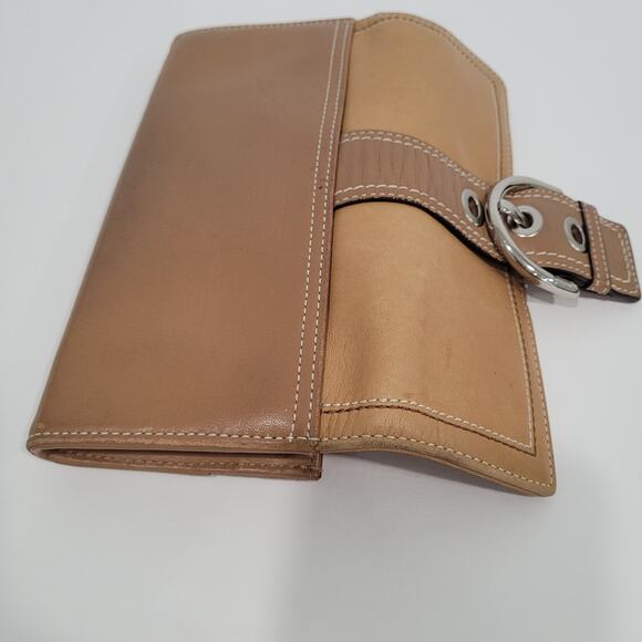 Coach Long Wallet Buckle Envelope Beige Brown Tan Designer Large Smooth Leather - Picture 8 of 12